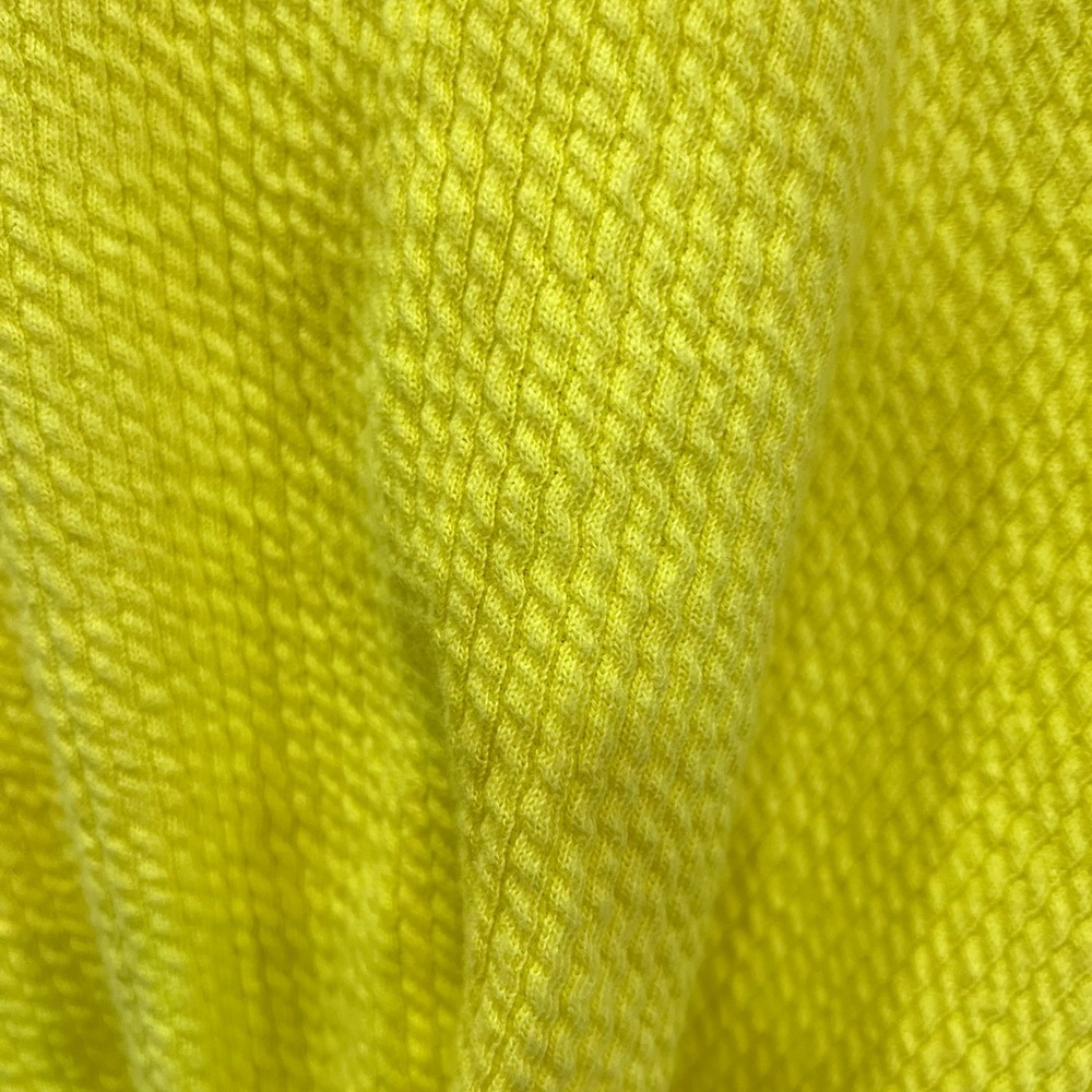 Beautiful yellow crop sweater in size large - Picture 3 of 4